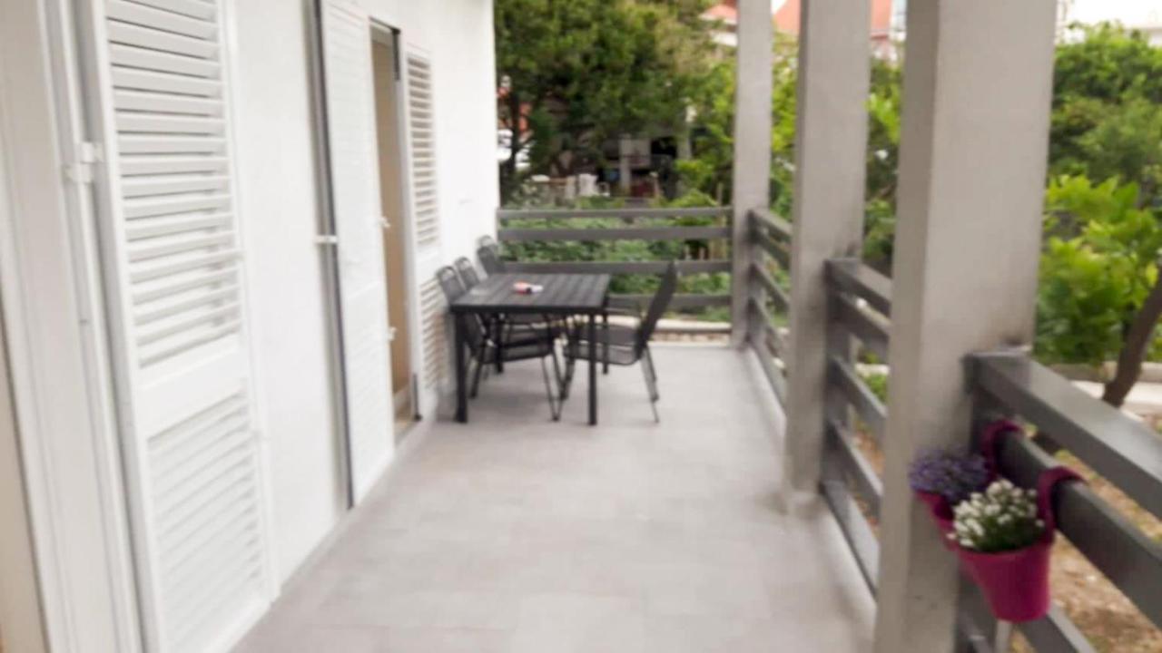 Apartman Ivana Podgora Buitenkant foto